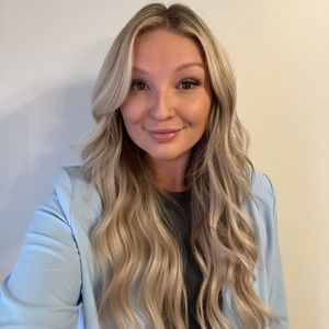 Meet your Posher, Alyssa